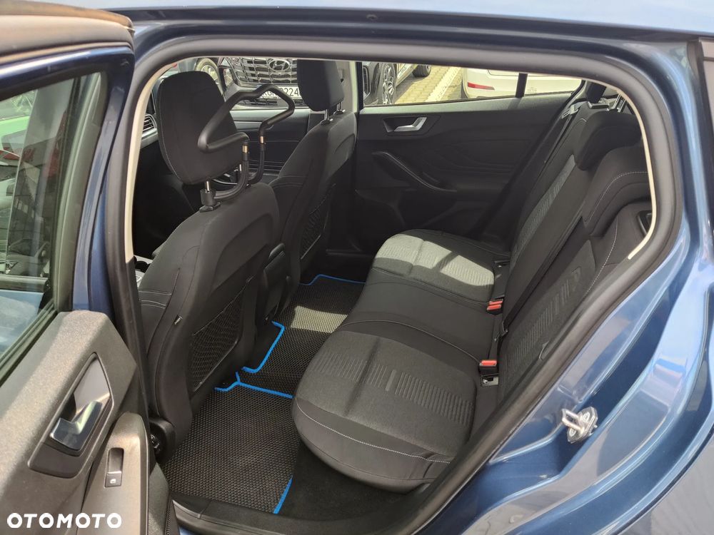 Ford Focus 1.5 EcoBoost Active - 17