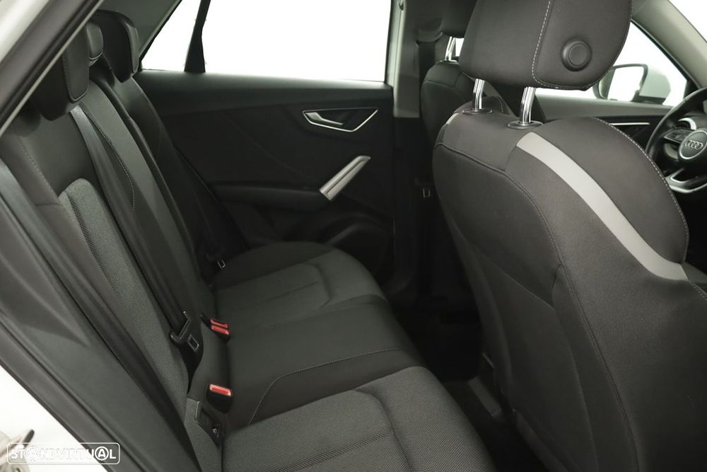 Audi Q2 35 TFSI S line - 23