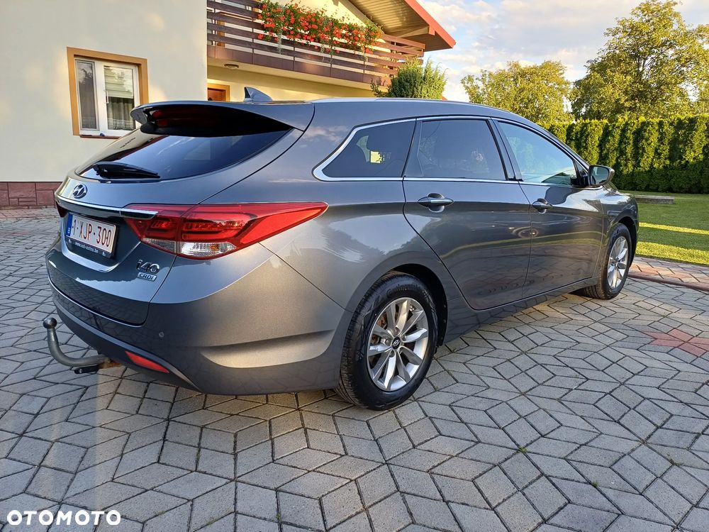 Hyundai i40 Kombi 1.7 CRDi Premium - 2
