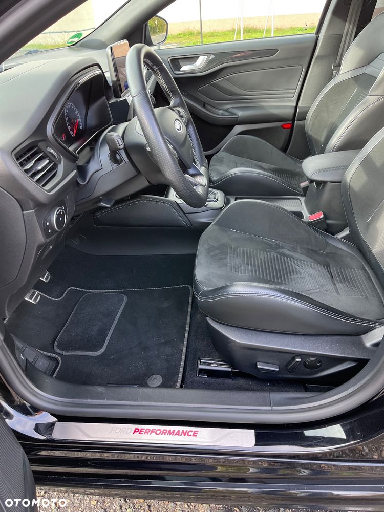 Ford Focus 2.0 EcoBlue S&S ST mit Styling-Paket - 7