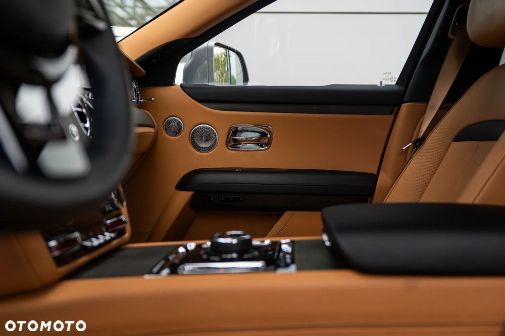 Rolls-Royce Ghost Standard - 18