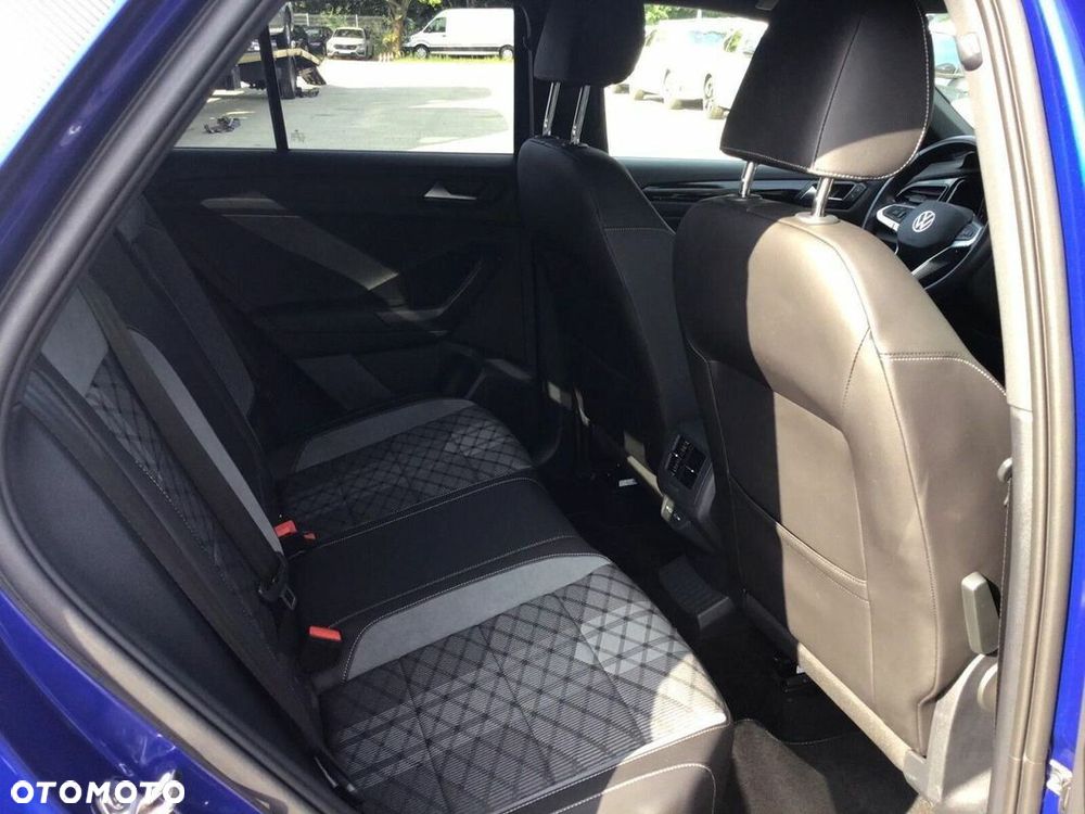 Volkswagen T-Roc 1.5 TSI R-Line DSG - 17