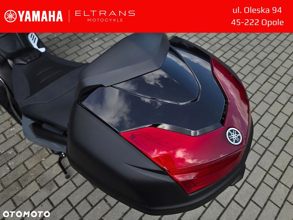 Yamaha Tmax - 15