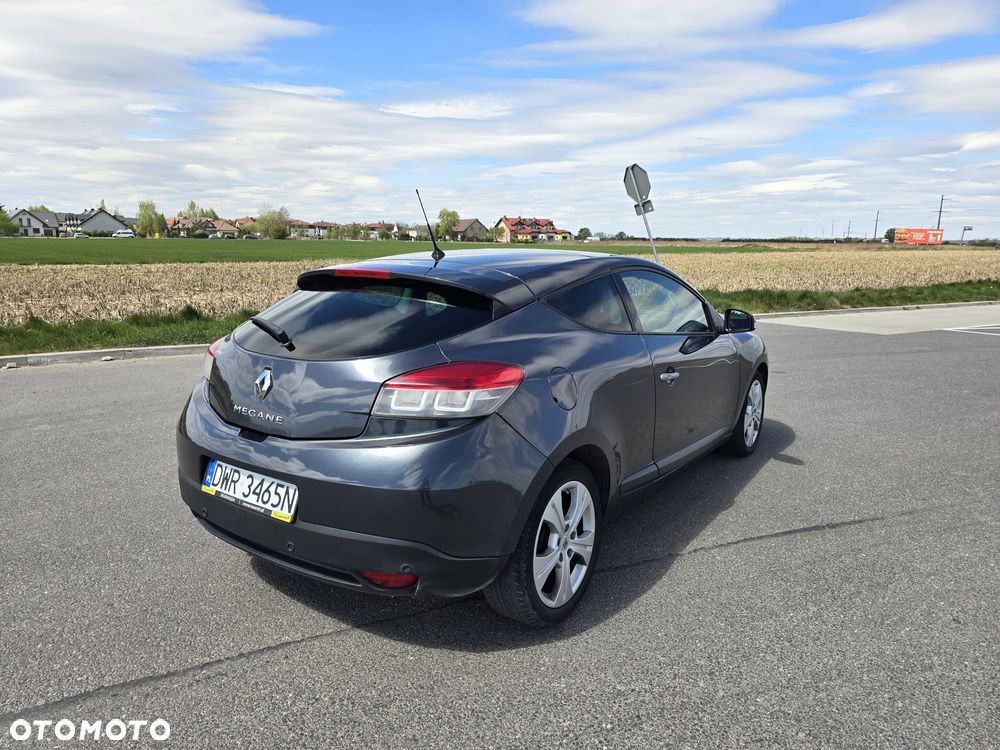 Renault Megane 1.9 dCi FAP Dynamique - 3