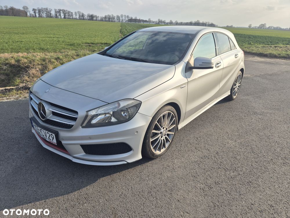 Mercedes-Benz Klasa A 200 (BlueEFFICIENCY) AMG Sport - 2