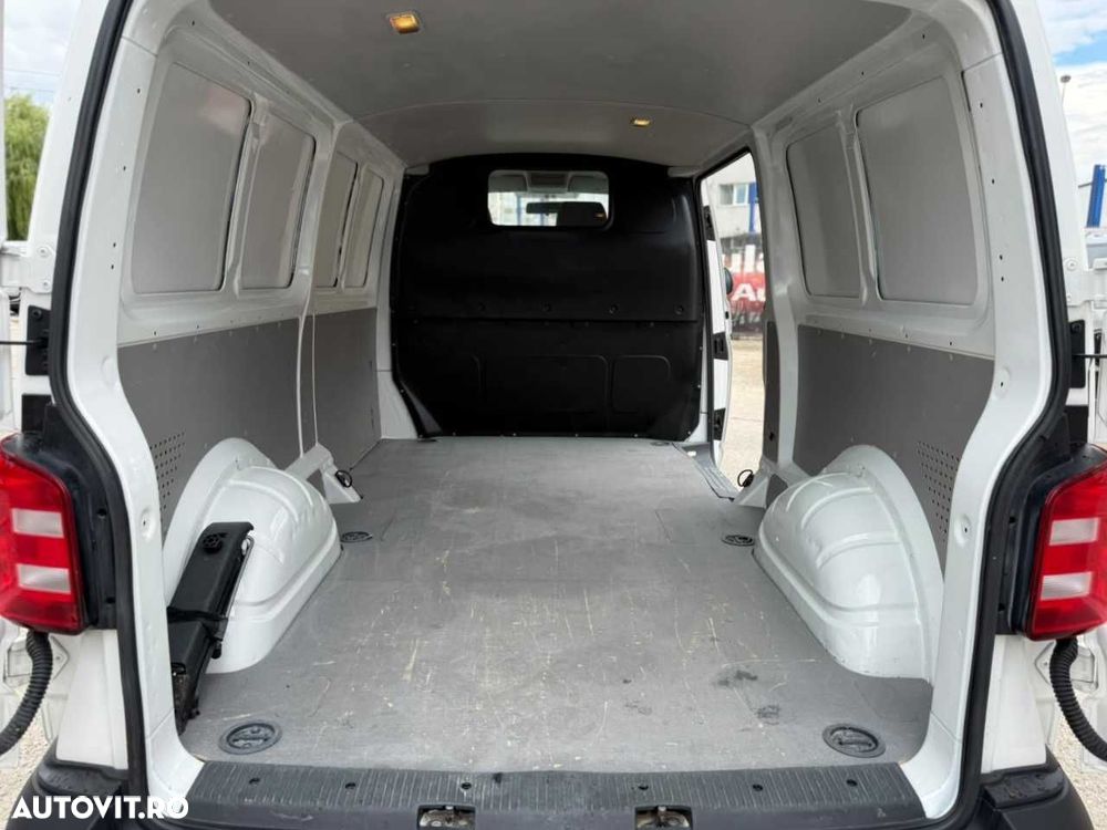 Volkswagen TRANSPORTER L2H1 - 16