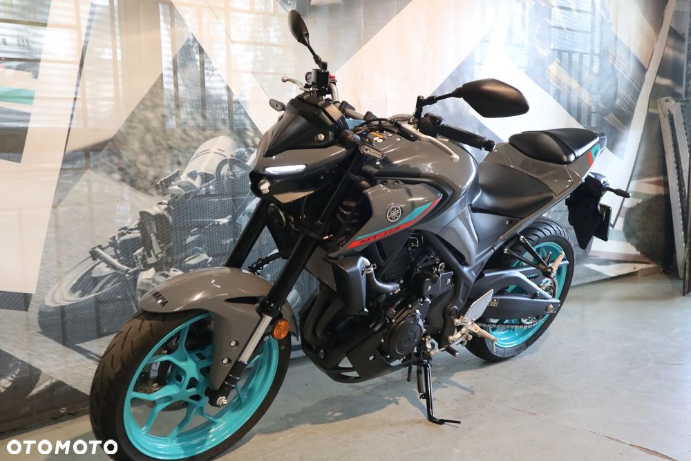 Yamaha MT - 2