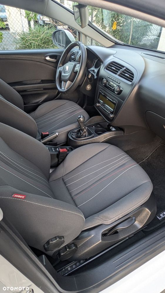 Seat Leon 1.6 TDI DPF Reference Copa - 13