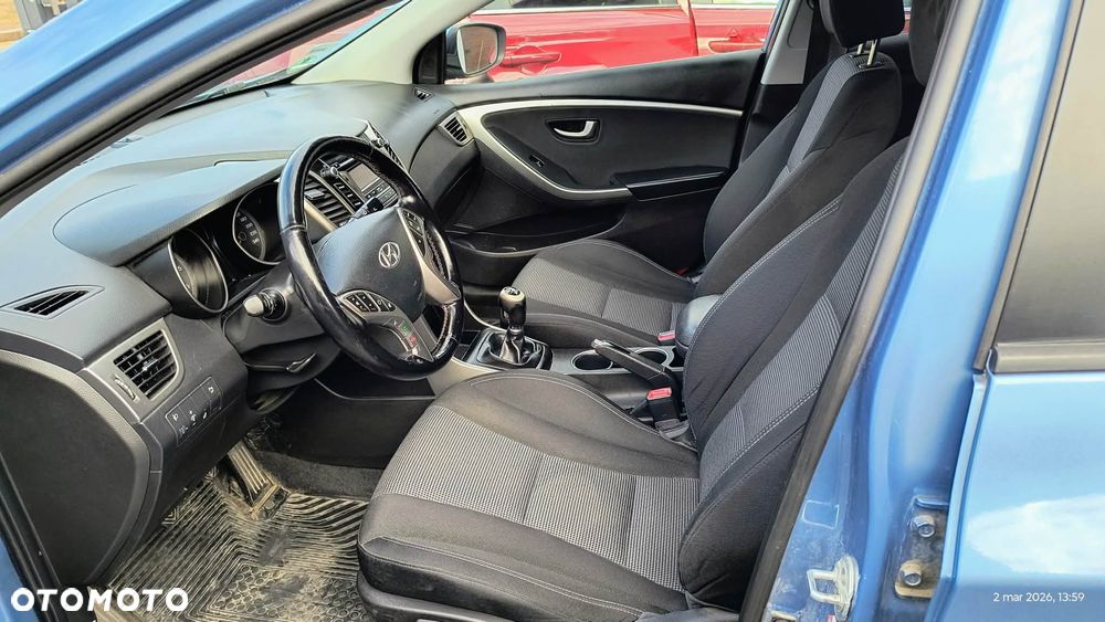 Hyundai i30 1.4 CRDi Advantage - 10