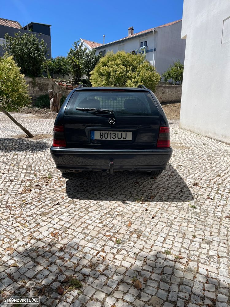 Mercedes-Benz C 220 - 11