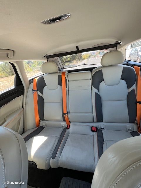 Volvo V90 Cross Country 2.0 D4 VOR AWD Geartronic - 19