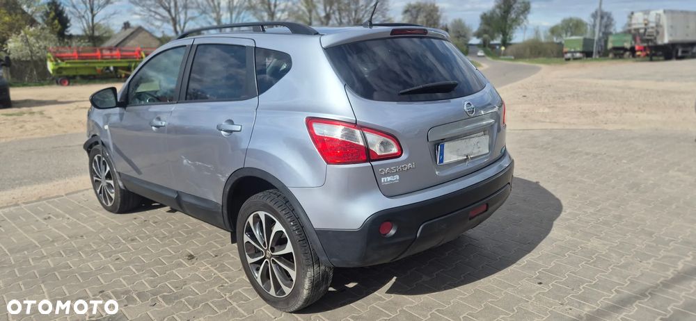Nissan Qashqai - 11