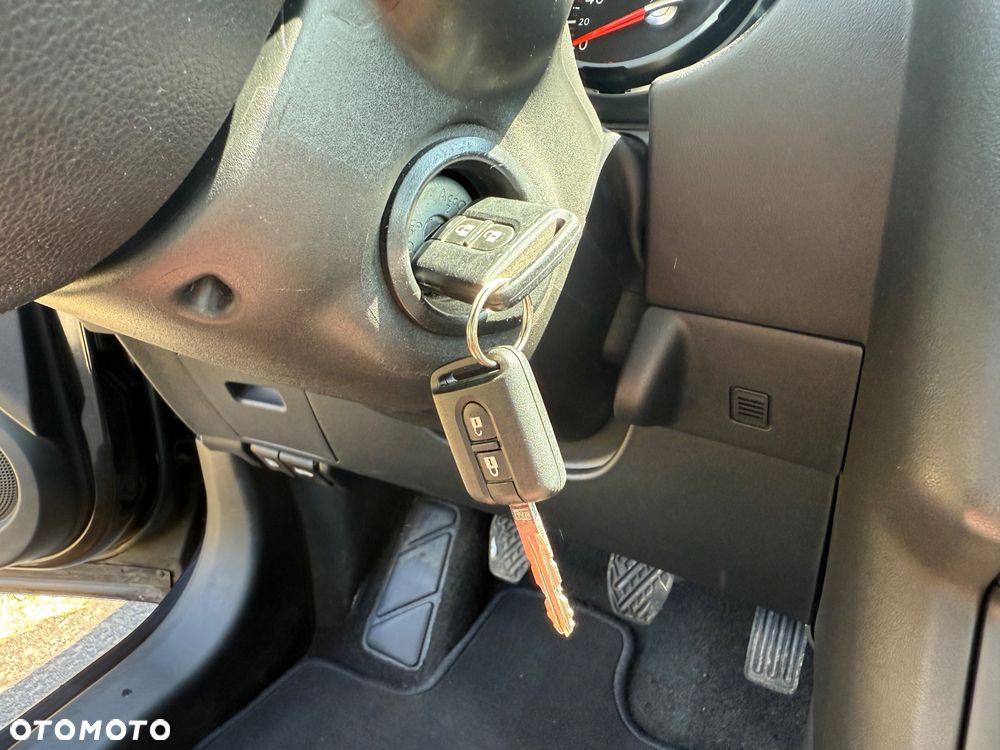 Nissan Qashqai 2.0 4x4 acenta - 22
