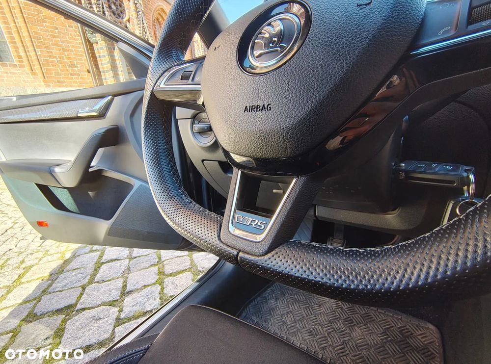 Skoda Octavia Combi 2.0 TDI RS - 9
