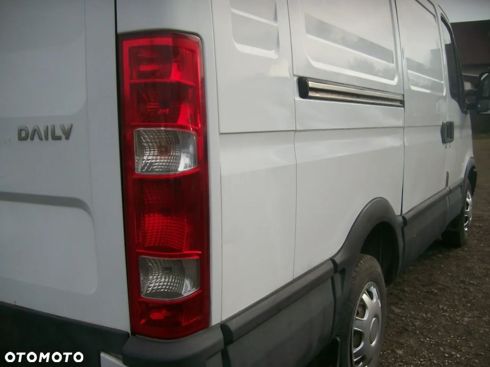 Iveco DAILY, L2 - H1, Długi - Niski - 16