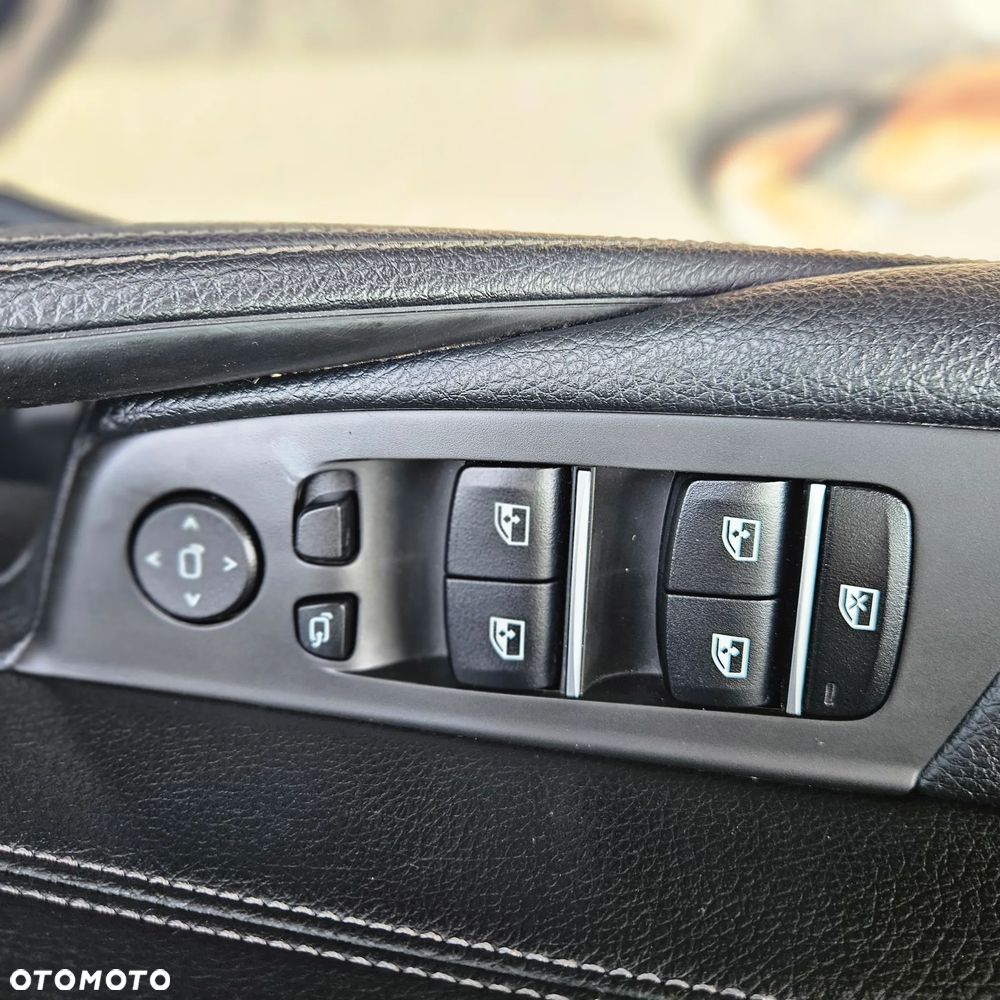 BMW Seria 5 520i M Sport sport - 27