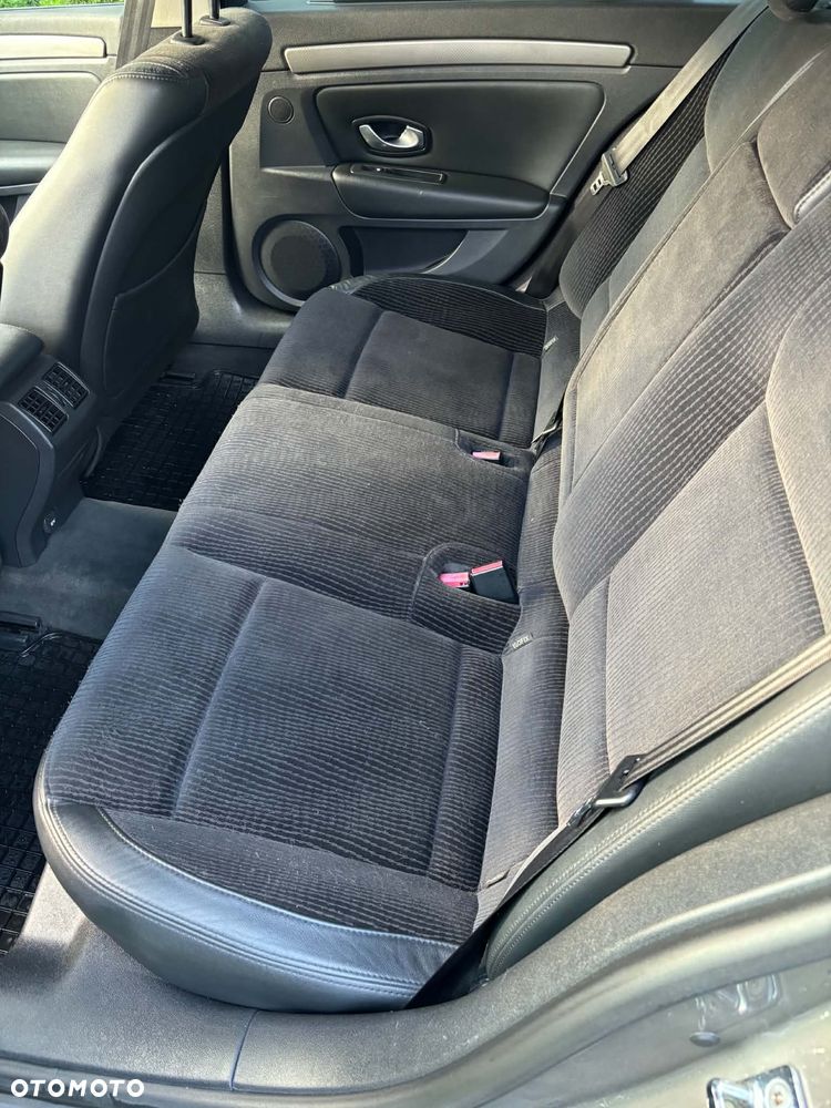 Renault Laguna - 11