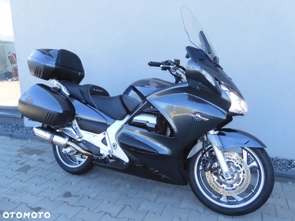 Honda ST - 2