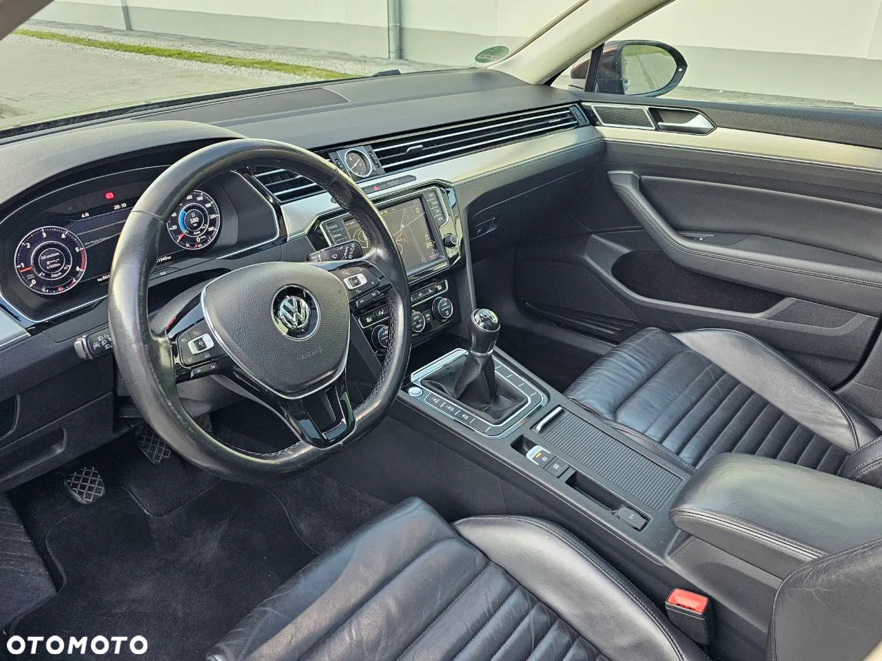 Volkswagen Passat - 23