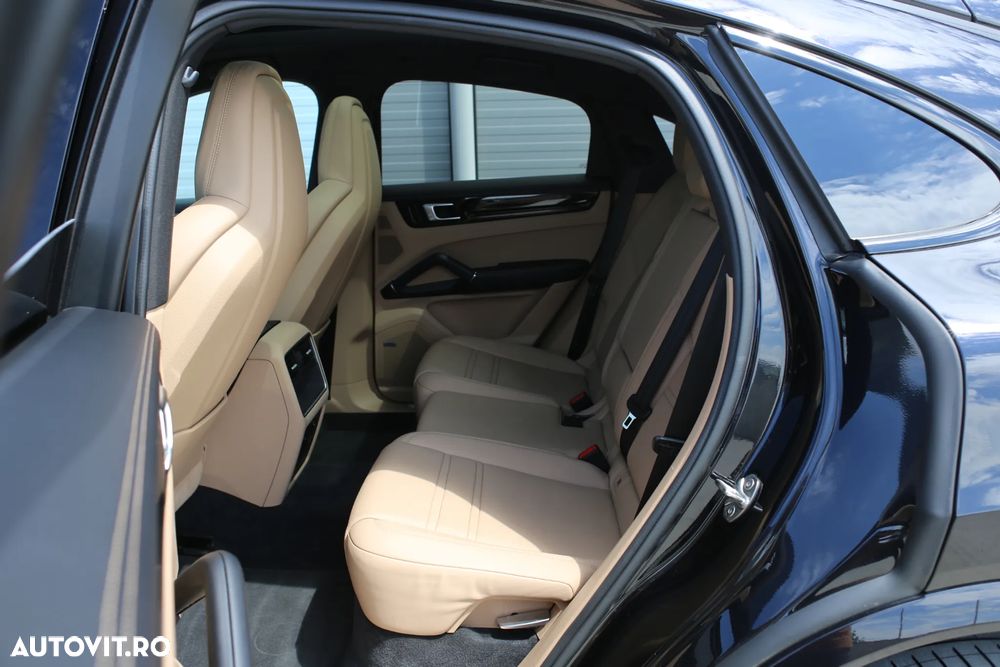 Porsche Cayenne Coupe E-Hybrid Tiptronic S - 15