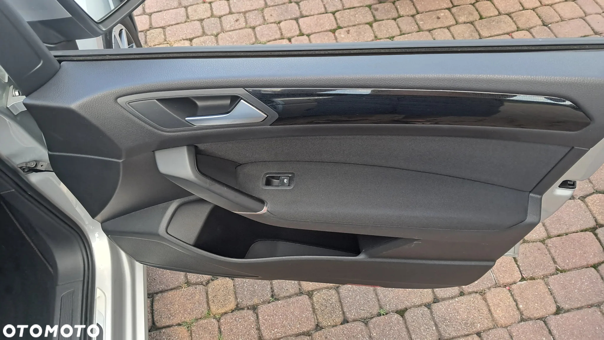 Volkswagen Touran 1.4 TSI BMT Comfortline DSG - 11