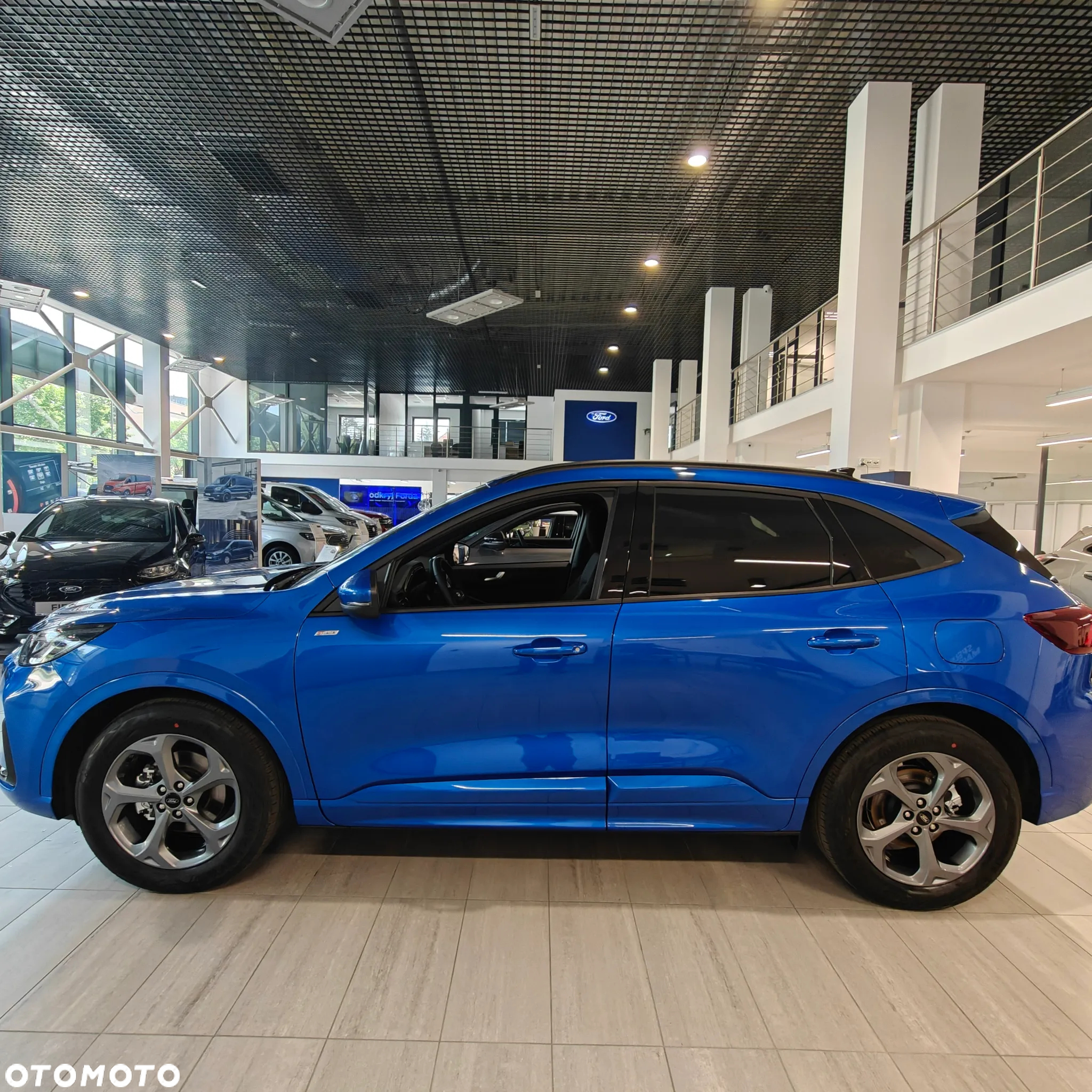 Ford Kuga 1.5 EcoBoost FWD ST-Line - 4