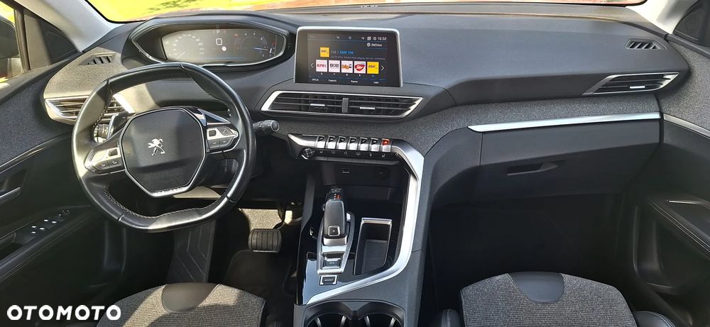 Peugeot 3008 - 17