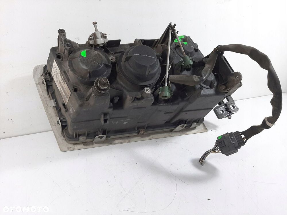 VOLVO FH520 EURO 4 07R LAMPA PRAWY PRZOD 21001668 - 15