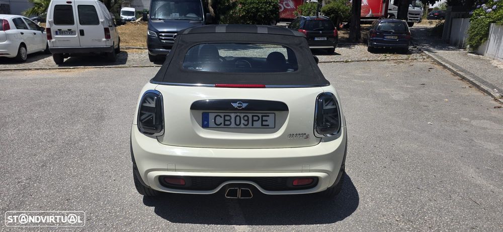 MINI Cabrio Cooper S - 11