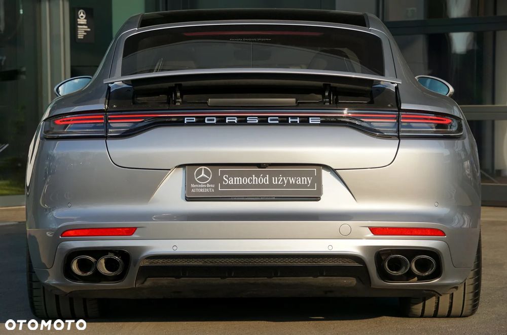 Porsche Panamera 4 E-Hybrid - 6