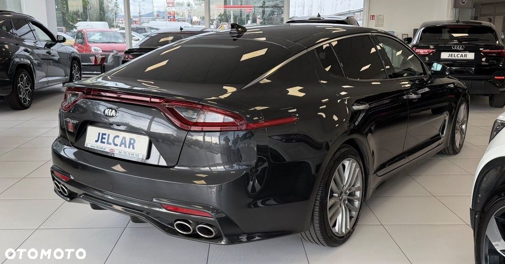Kia Stinger 2.0 T-GDI GT Line - 24
