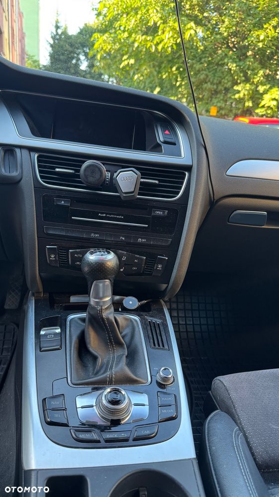 Audi A4 Avant 2.0 TDI - 18