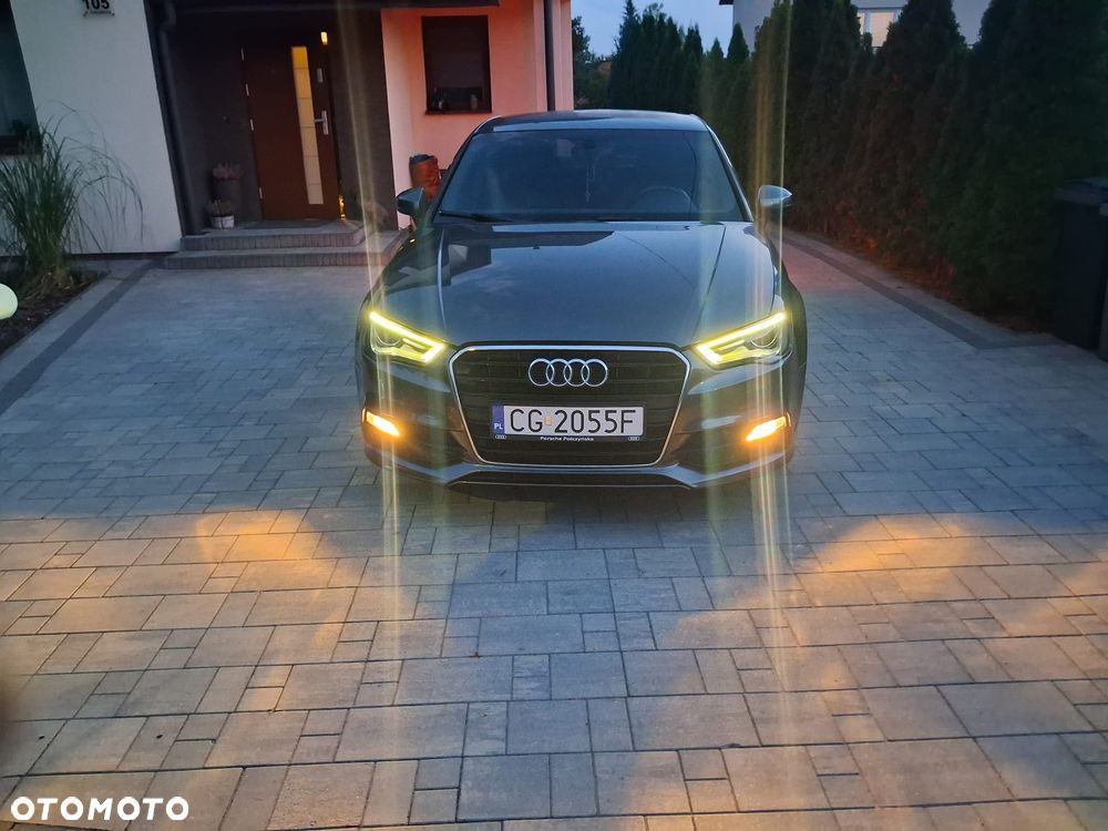 Audi A3 Limousine 2016 photo 2