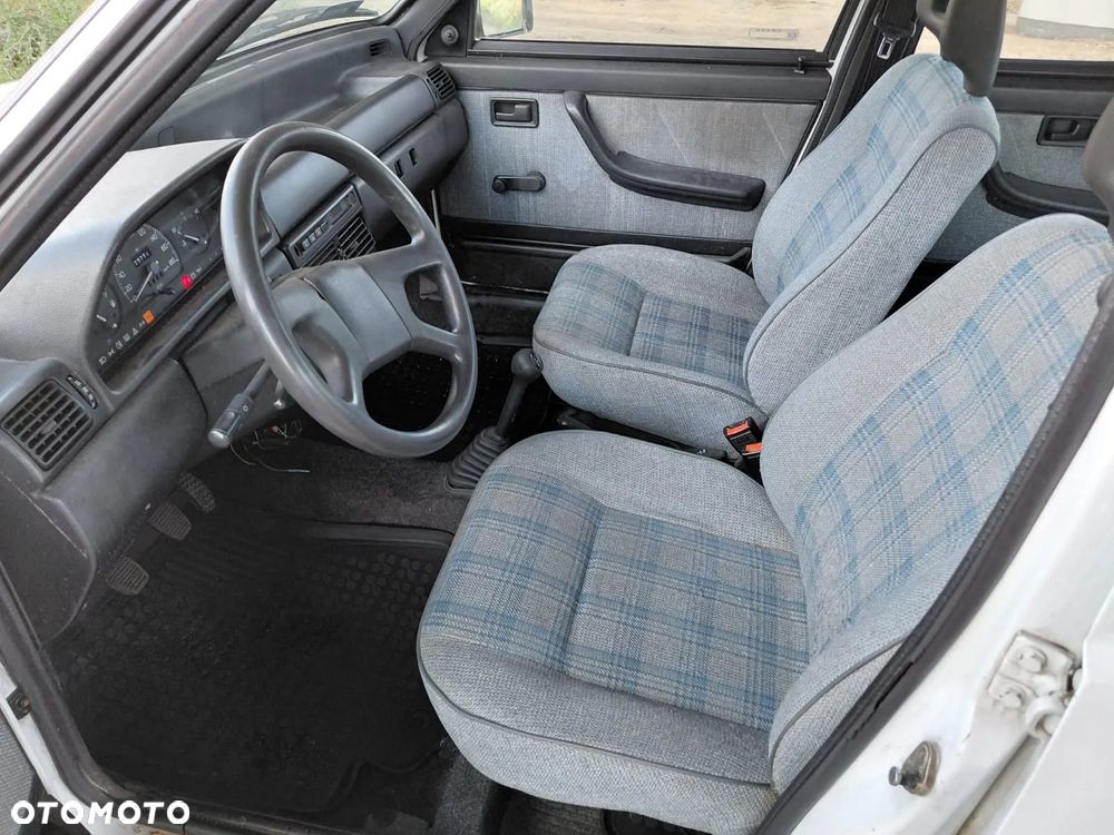 Fiat Uno 1.0 Fire - 11