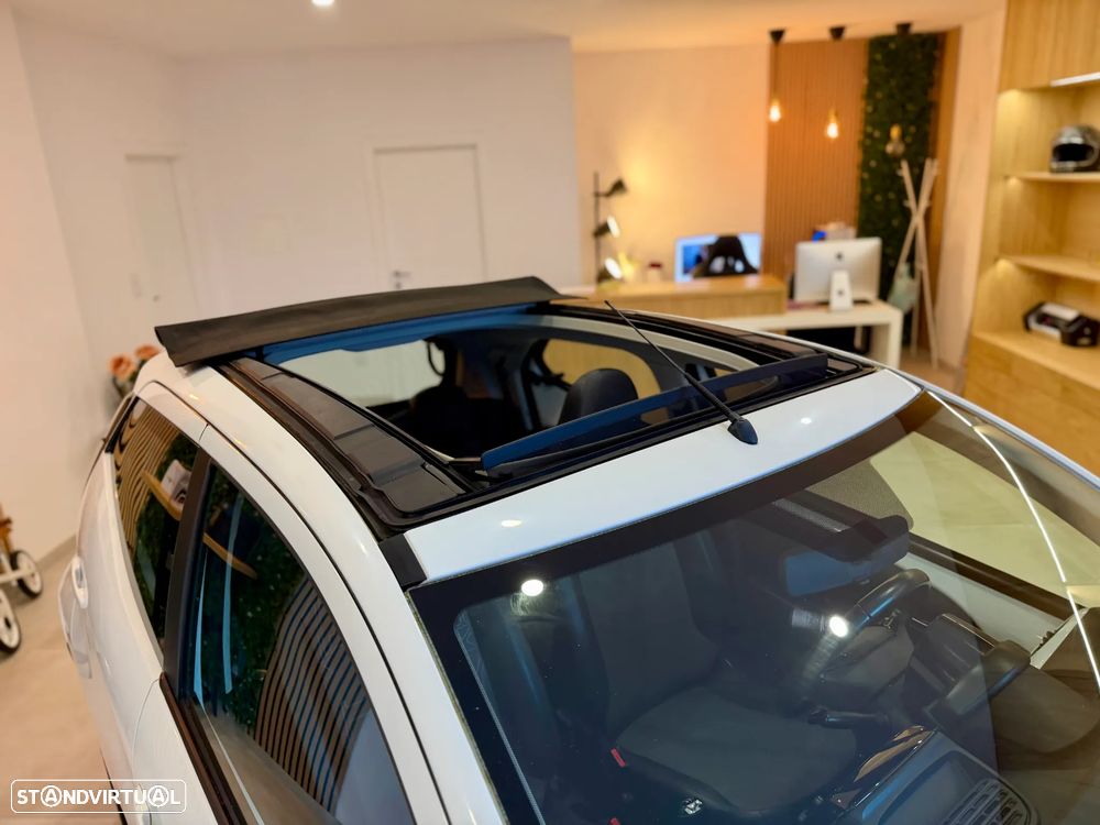 Toyota Aygo x-wave - 12