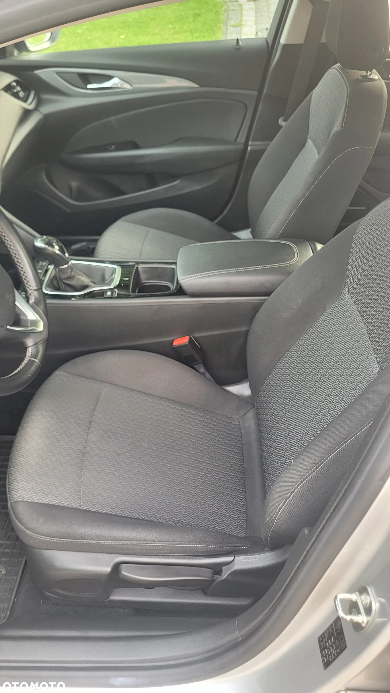 Opel Insignia - 10