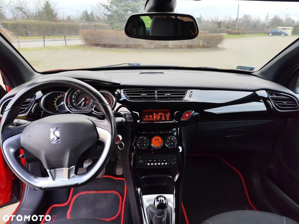 Citroën DS3 1.6 VTi SoChic - 11