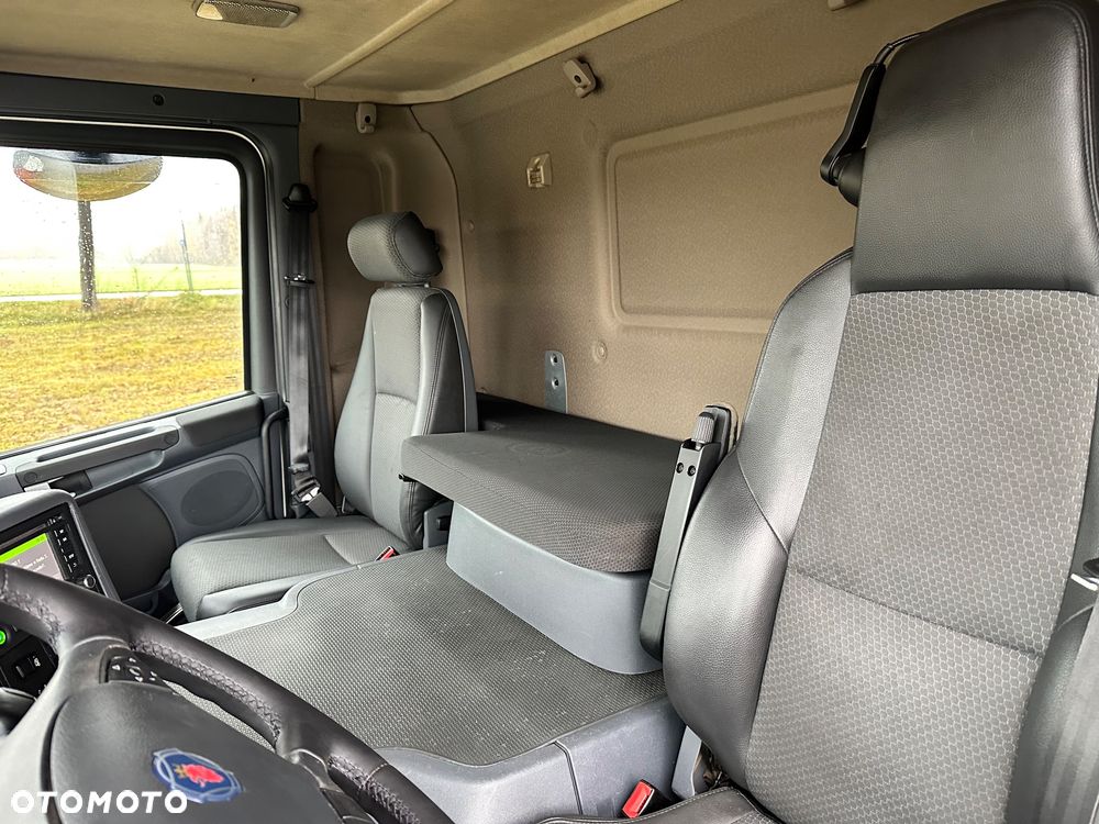 Scania P250 euro 6 Idealny Stan z Holandii - 5