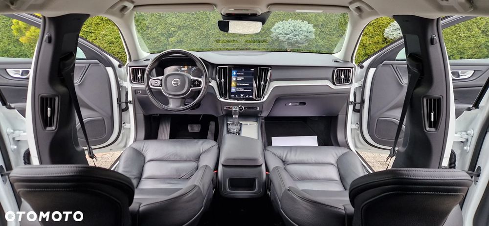 Volvo V60 Cross Country D4 AWD Geartronic Pro - 20