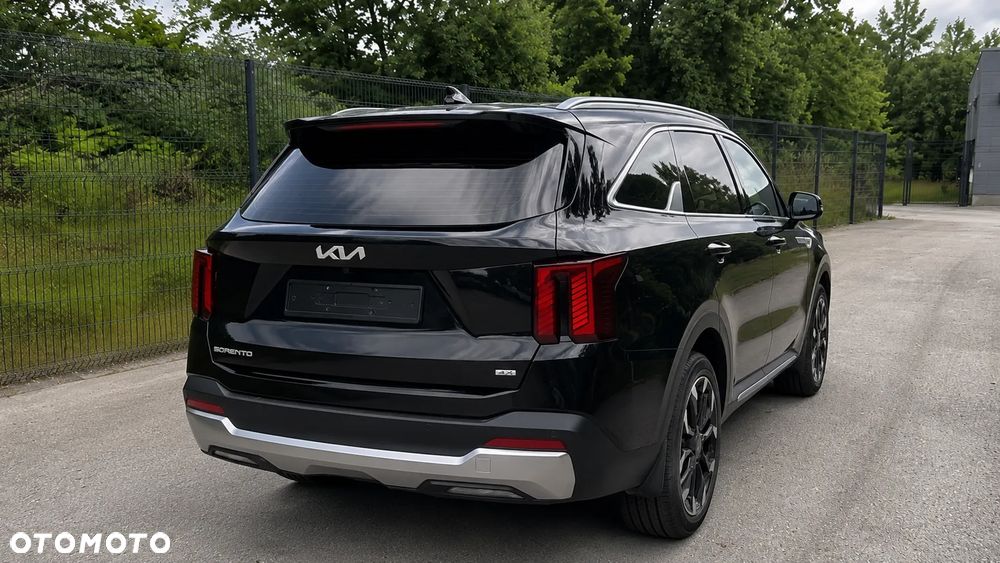 Kia Sorento - 4