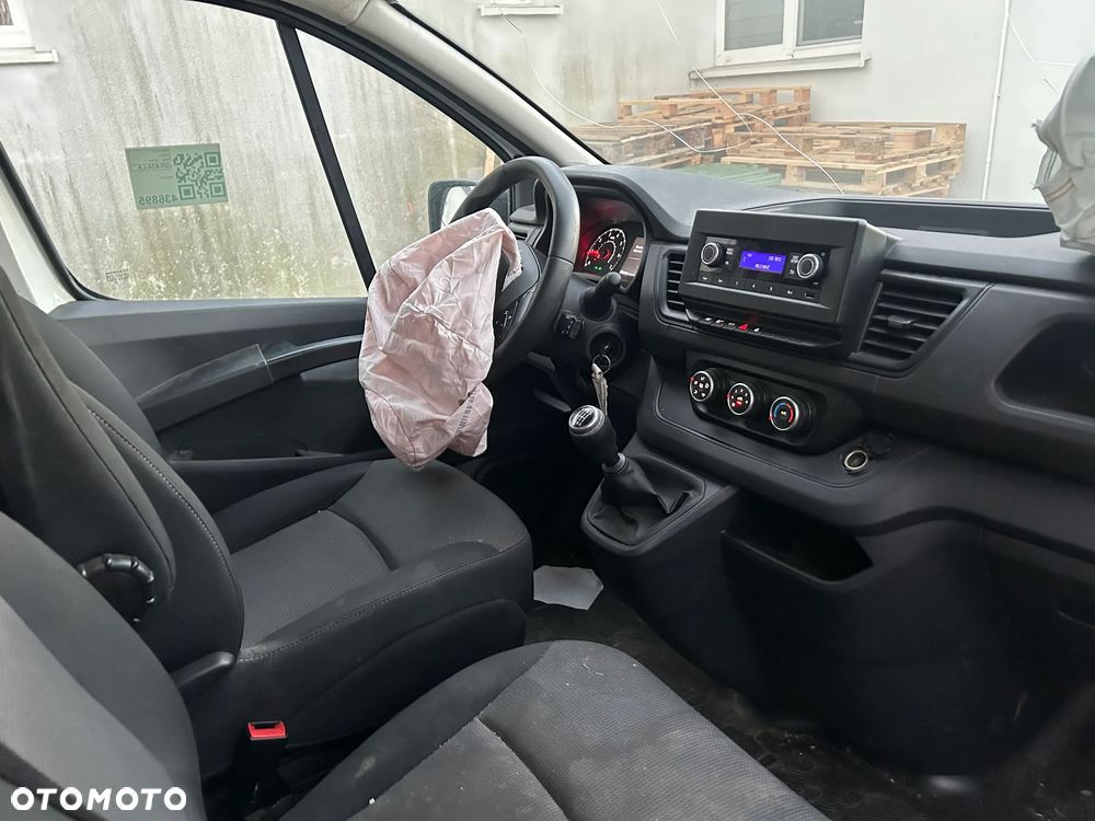 Renault Trafic - 10