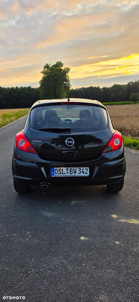 Opel Corsa 1.4 16V 150 Jahre - 9
