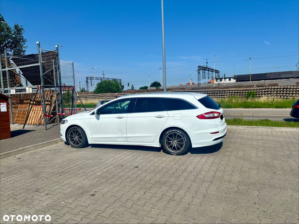 Ford Mondeo 2.0 TDCi Titanium PowerShift - 2
