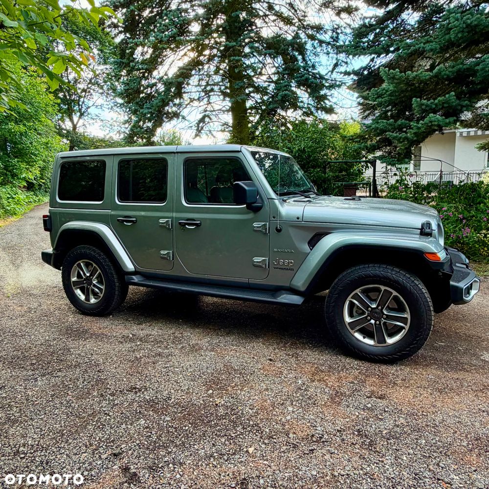 Jeep Wrangler - 4