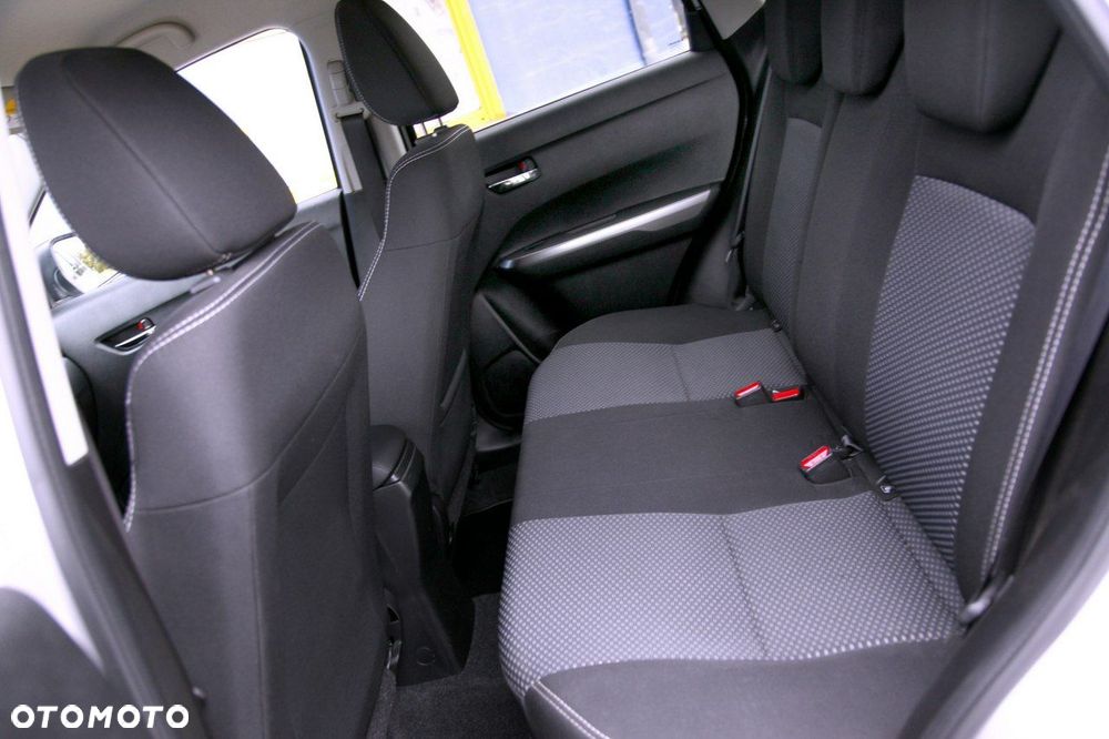 Suzuki Vitara - 21