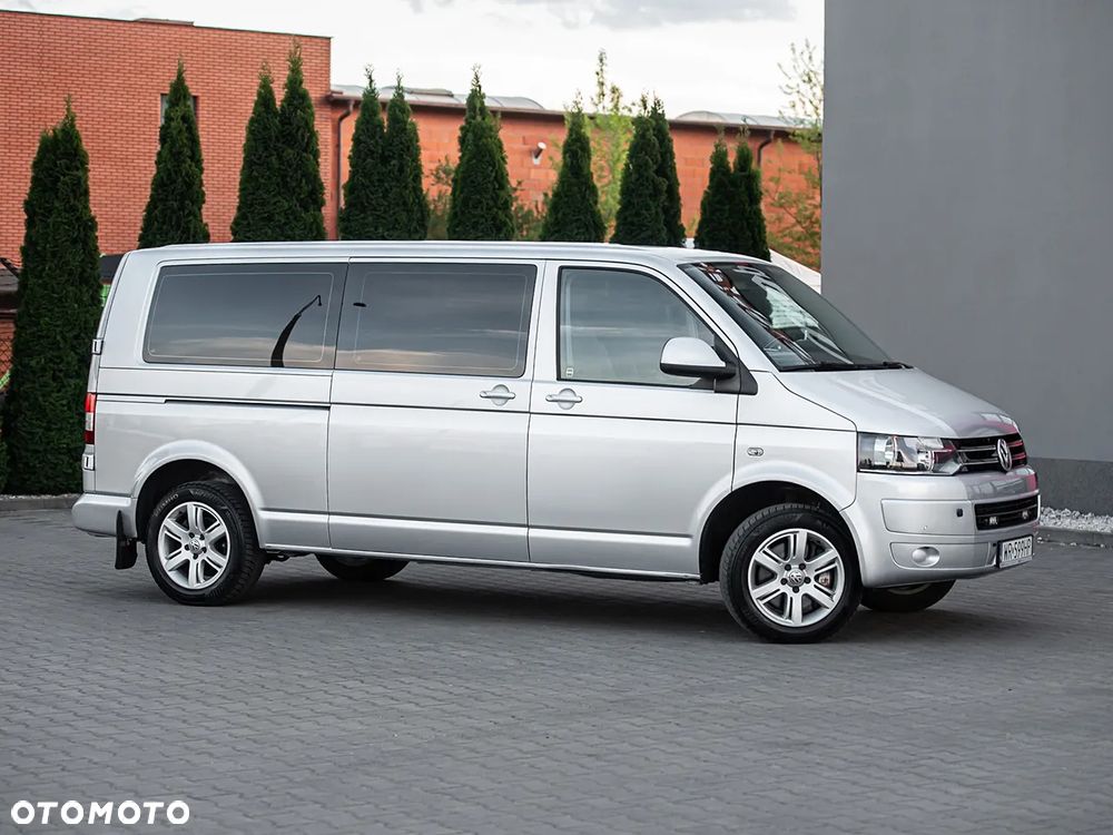 Volkswagen Caravelle - 2