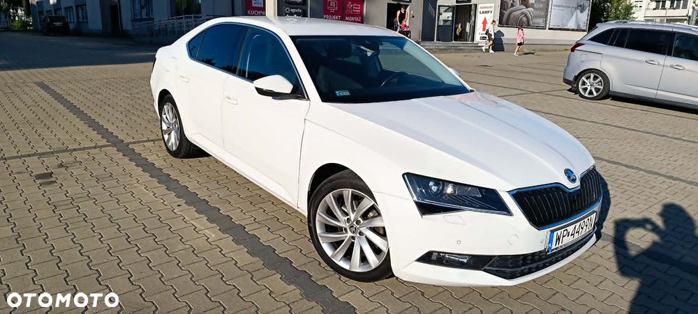 Skoda Superb 1.4 TSI ACT Ambition - 1