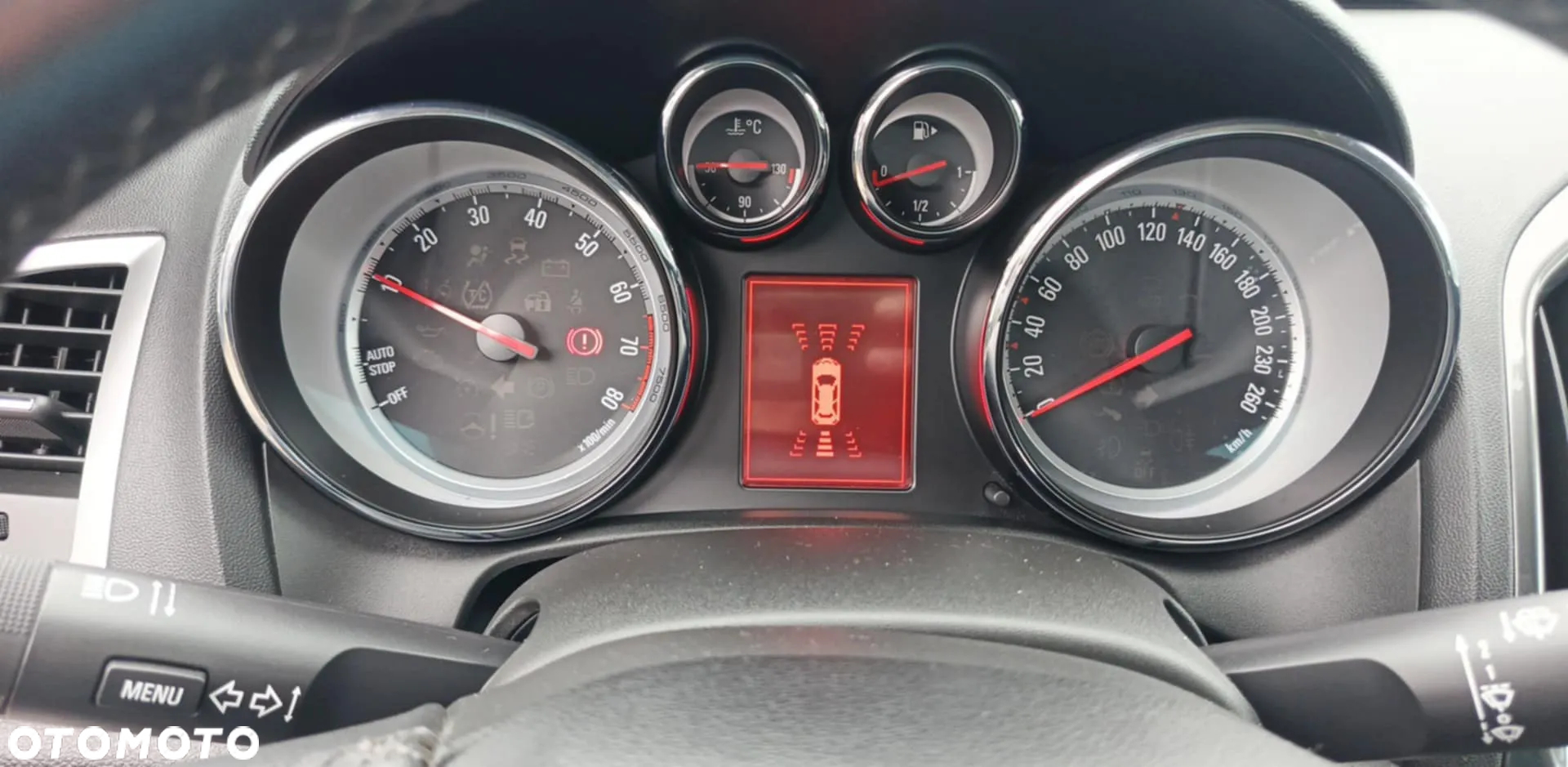 Opel Astra 1.4 Turbo Cosmo - 29