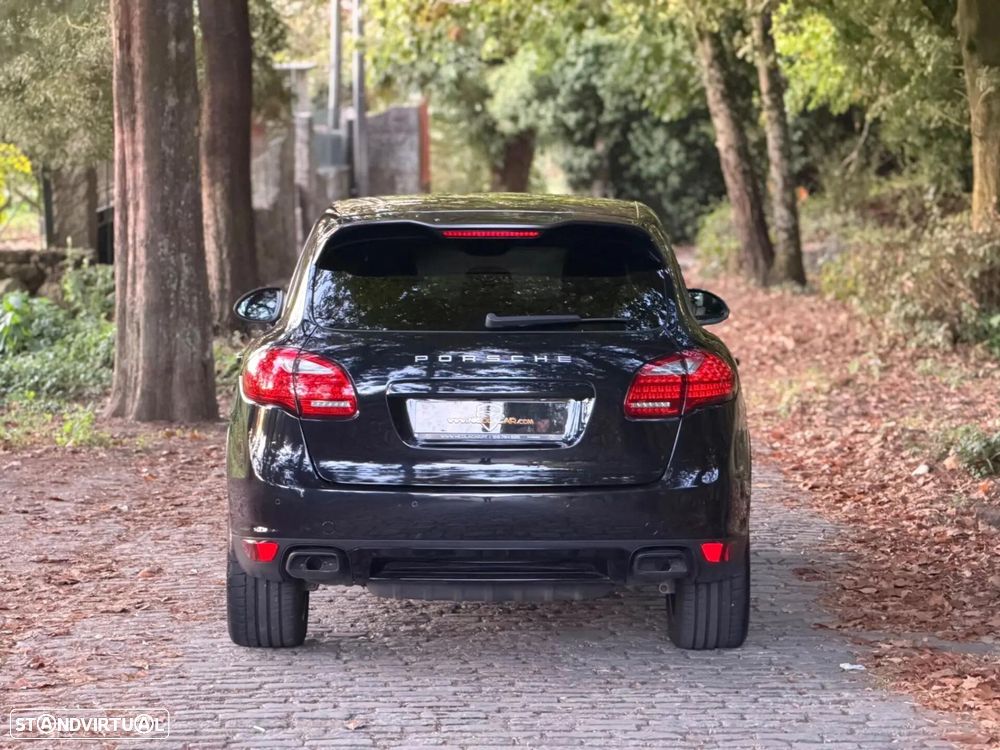 Porsche Cayenne Platinum Edition - 6