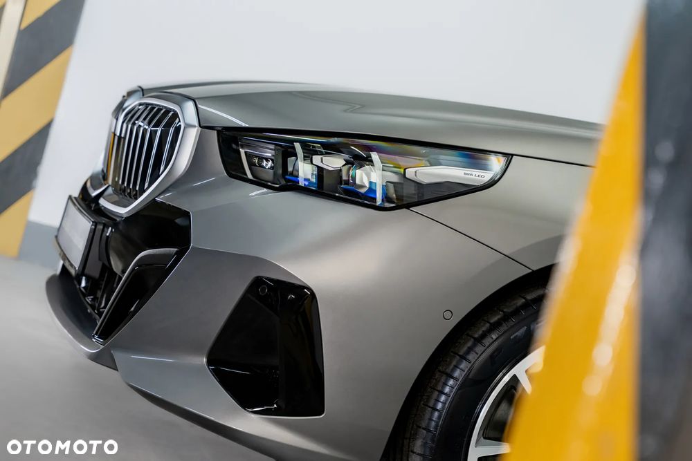BMW Seria 5 - 12